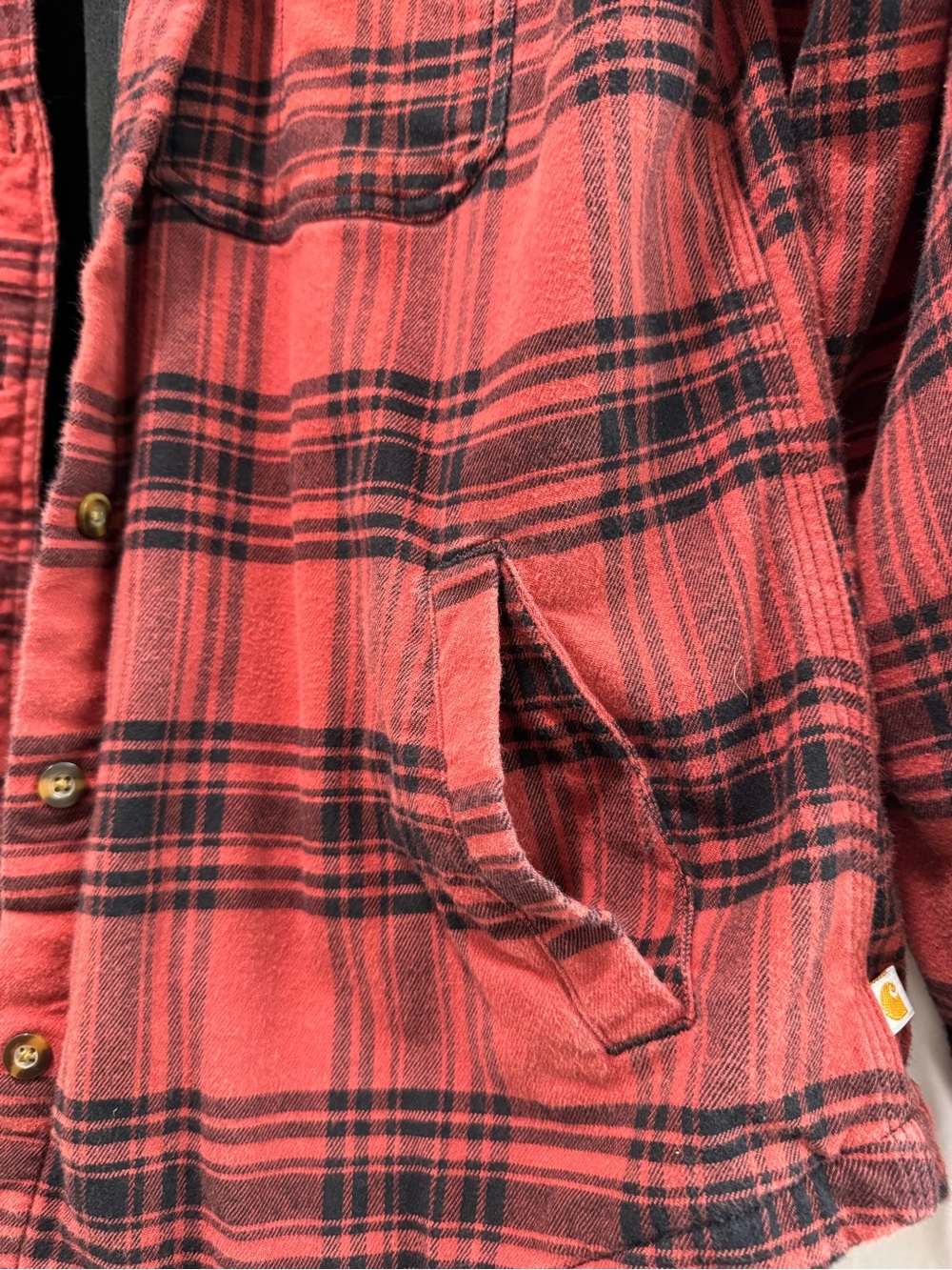Carhartt Red and Black Plaid Button-Down Shirt Jacket size small (4-6) - Picture 8 of 12